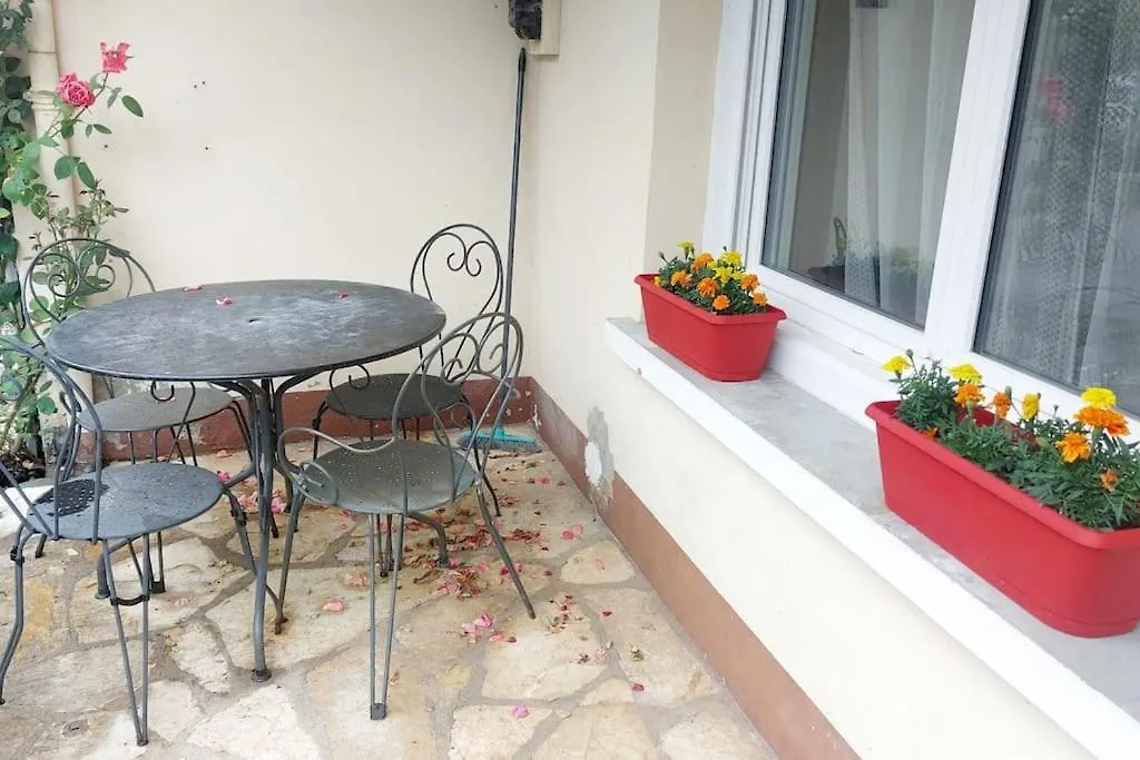 Apartment Ferienwohnung Chez Marcelle Saint-Parthem